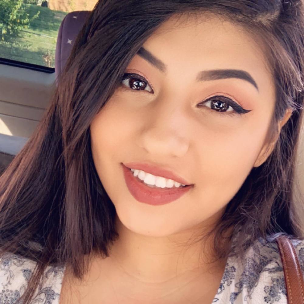 Meet your Posher, Lily